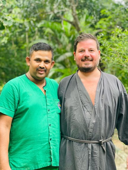 WhatsApp Image 2025-04-03 at 08.32.33